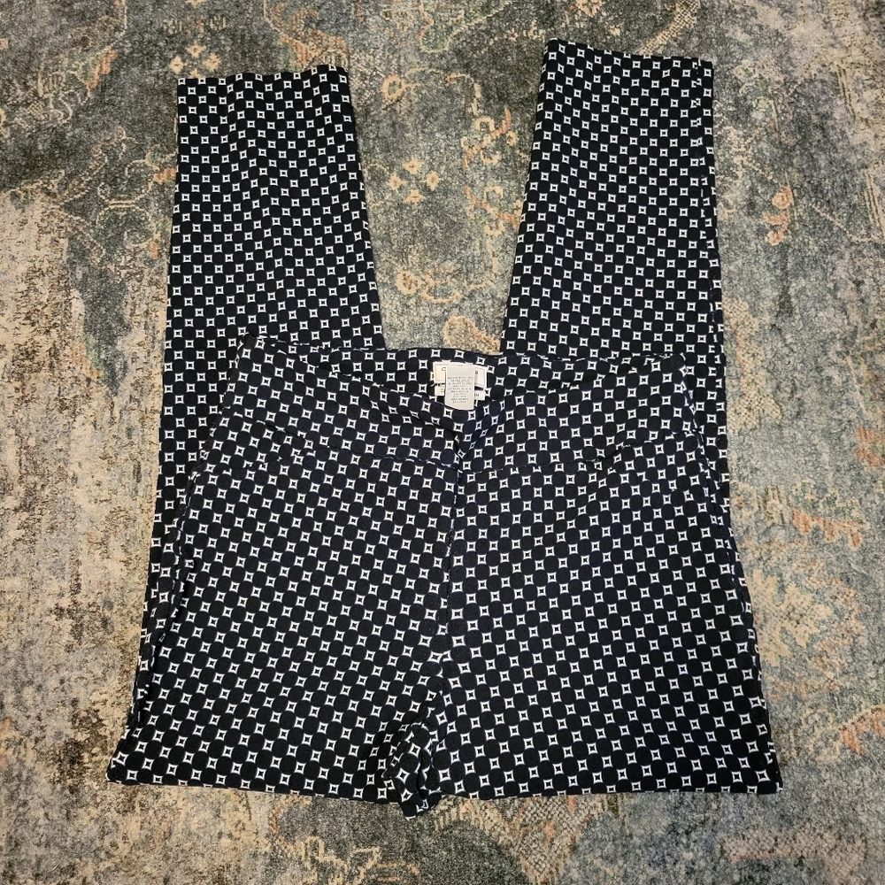Charter Club Size 12 Blue and White Patterned Pants